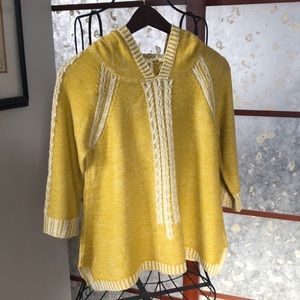 Far Away from Close Anthro hooded sweater - Yellow/Ivory (Sz. Small)